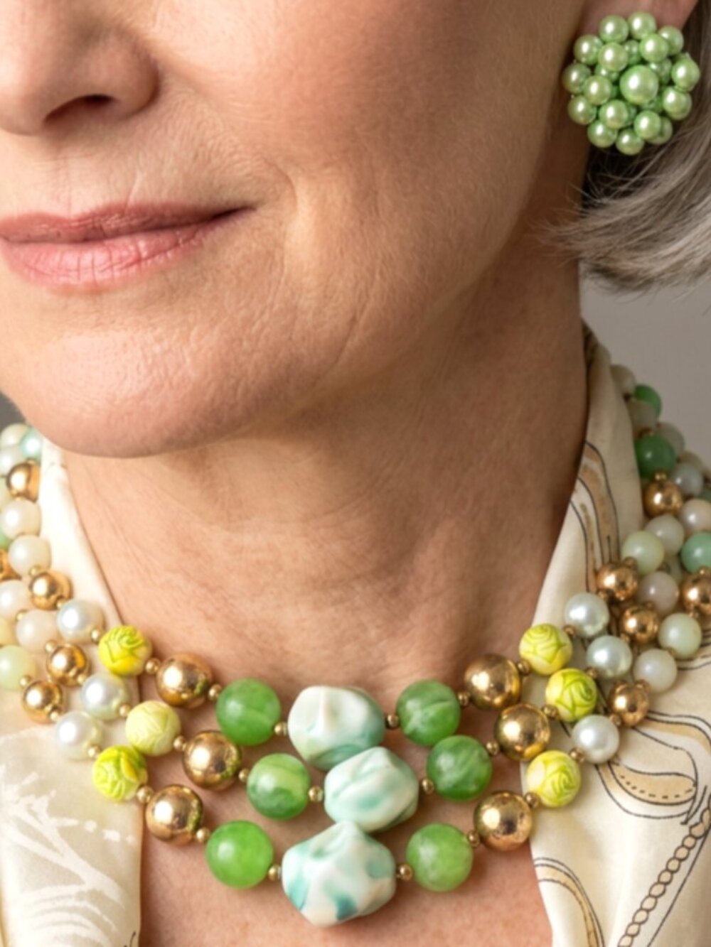Vintage Japan faux pearl necklace Multistrand Necklace Earrings Green Yellow